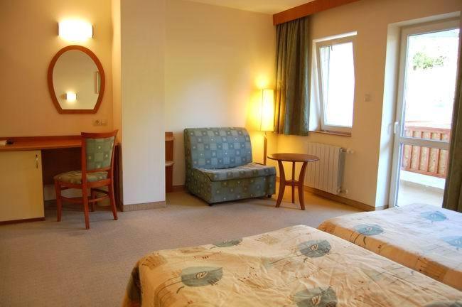 Hotel Seasons Triawna Pokój zdjęcie
